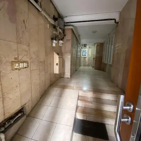 Apartamento Devasa Bueyuek Konut 3+1 Derya Estambul
