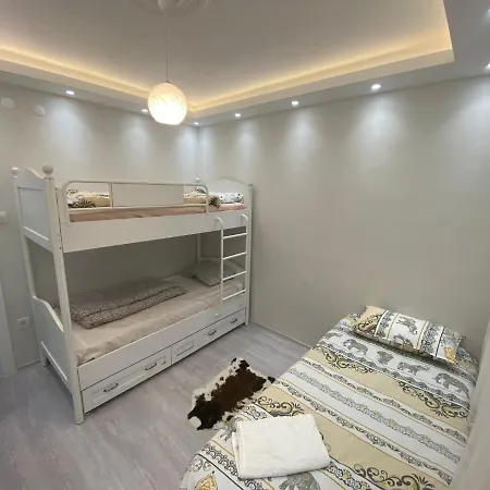 Devasa Bueyuek Konut 3+1 Derya Apartamento